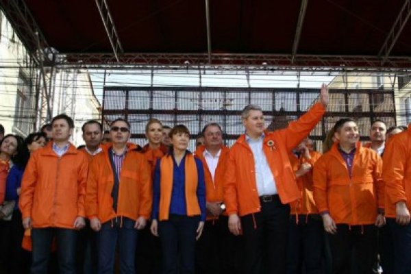 De ce vine Chiru fericit pe jumătate de la Cluj-Napoca